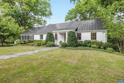 1100 W Leigh Dr, Charlottesville, VA 22901