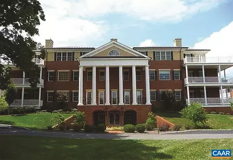 415 White Gables Ln, Charlottesville, VA 22903