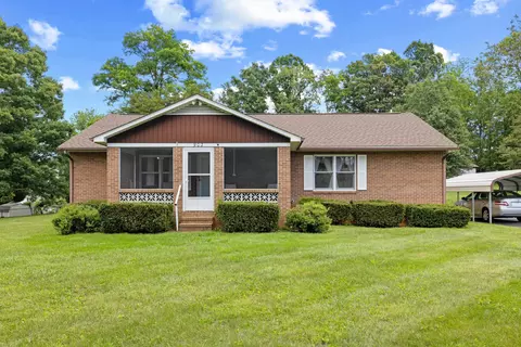 902 Augusta Farms Rd, Stuarts Draft, VA 24477