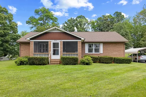 902 Augusta Farms Rd, Stuarts Draft, VA 24477