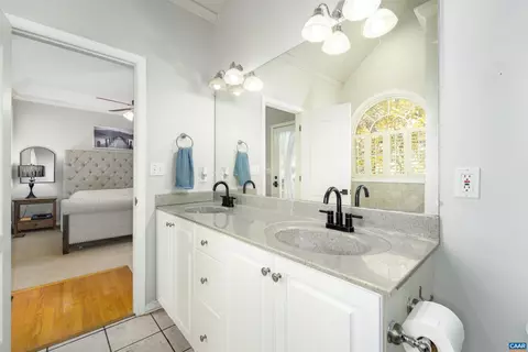 Bath - 36 Hatchechubee Rd, Palmyra, VA 22963 photo 3 of 5
