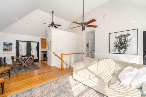 36 Hatchechubee Rd, Palmyra, VA 22963