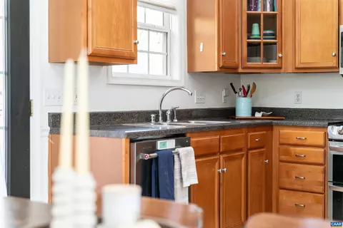 Kitchen - 36 Hatchechubee Rd, Palmyra, VA 22963 photo 2 of 4