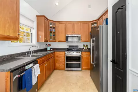 Kitchen - 36 Hatchechubee Rd, Palmyra, VA 22963 photo 4 of 4