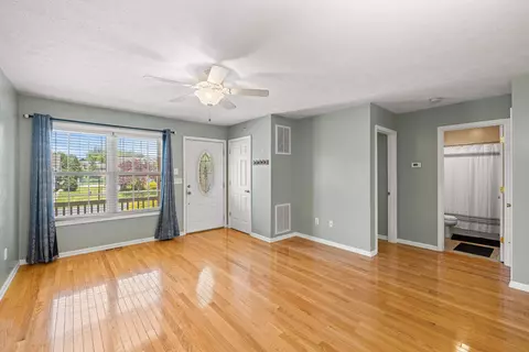 Living - 3087 Declaration Dr, Broadway, VA 22815 photo 3 of 6