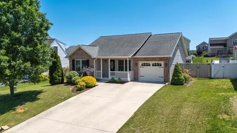 Exterior - 3087 Declaration Dr, Broadway, VA 22815 photo 9 of 14