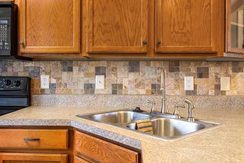Kitchen - 3087 Declaration Dr, Broadway, VA 22815 photo 2 of 8