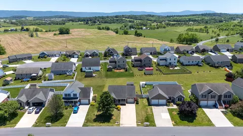 View/Area - 3087 Declaration Dr, Broadway, VA 22815 photo 10 of 13