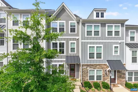 4144 Dauphin Dr, Charlottesville, VA 22902