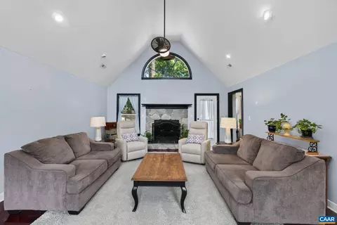56 Ponderosa Ln, Palmyra, VA 22963