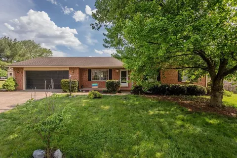 3235 Pin Oak Dr, Harrisonburg, VA 22801