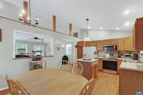 Kitchen - 4 Stigger Rd, Palmyra, VA 22963 photo 3 of 3