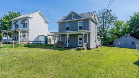 33 N Marye Ln N, Luray, VA 22835