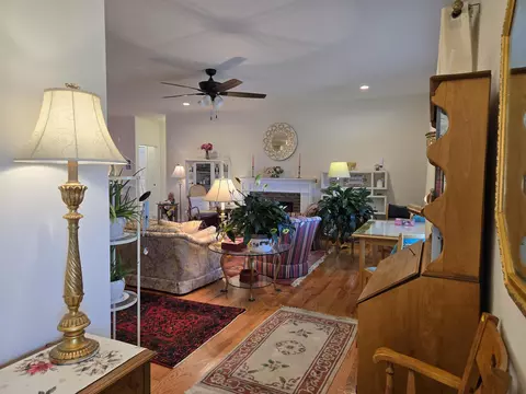 209 Stone Dr, Stuarts Draft, VA 24477 photo 6