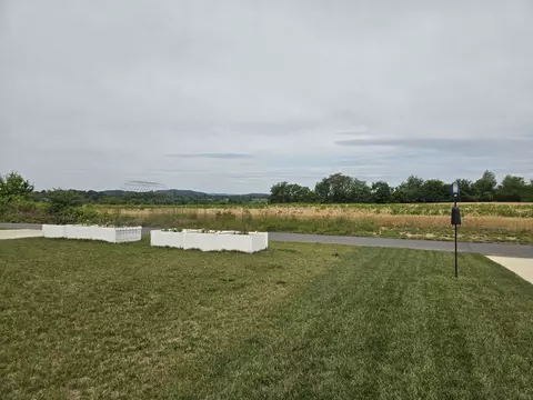 209 Stone Dr, Stuarts Draft, VA 24477 photo 36