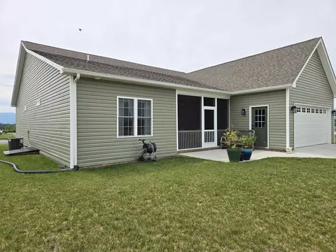 209 Stone Dr, Stuarts Draft, VA 24477 photo 41
