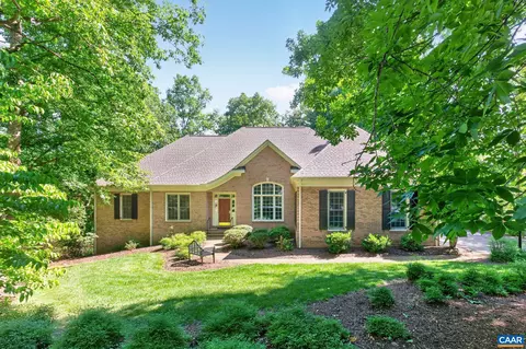 3225 Prestwick Pl, Keswick, VA 22947