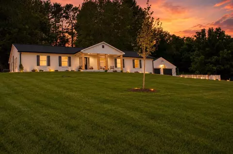 2877 Shutterlee Mill Rd, Staunton, VA 24401