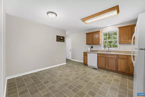 Kitchen - 115 Windsor Pl, Buckingham, VA 23921 photo 1 of 4