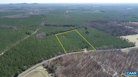 2 Sanders Creek Rd # A, Dillwyn, VA 23936