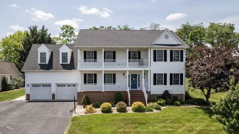 245 Northview Dr, Dayton, VA 22821