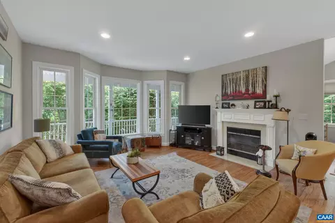 Living - 281 Jefferson Dr, Palmyra, VA 22963 photo 1 of 2