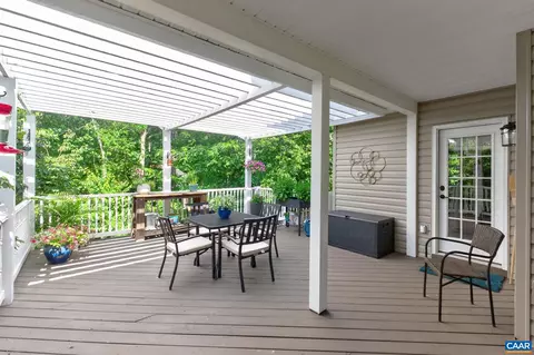 Exterior - 281 Jefferson Dr, Palmyra, VA 22963 photo 2 of 9