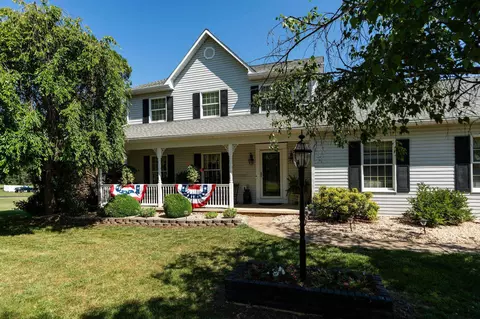 39 Cranberry Dr, Stuarts Draft, VA 24477