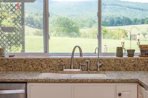 Kitchen - 229 Summerdean Rd, Middlebrook, VA 24459 photo 4 of 6