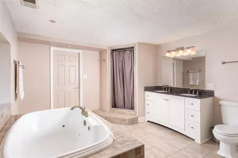 Bath - 229 Summerdean Rd, Middlebrook, VA 24459 photo 1 of 2