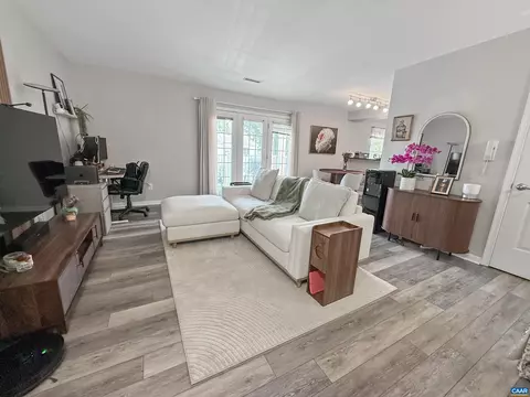 1354 Villa Ct #D, Charlottesville, VA 22903