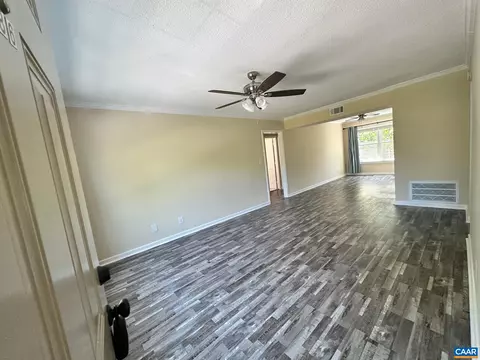 2517 Hydraulic Rd #86, Charlottesville, VA 22901