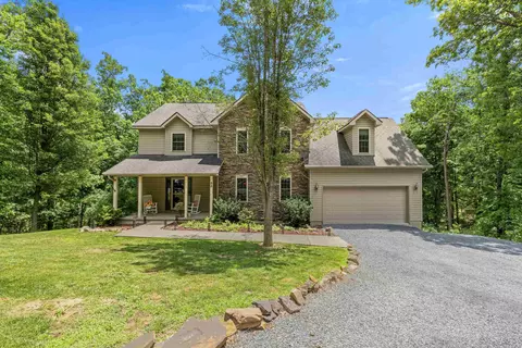 88 Pin Oak Rd, Mount Jackson, VA 22842