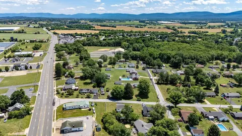 View/Area - 21 Stuart Ave, Stuarts Draft, VA 24477 photo 8 of 10