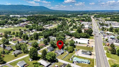 View/Area - 21 Stuart Ave, Stuarts Draft, VA 24477 photo 4 of 10