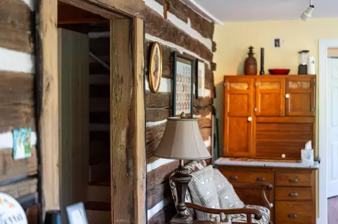 1772 Newport Rd, Raphine, VA 24472 photo 16