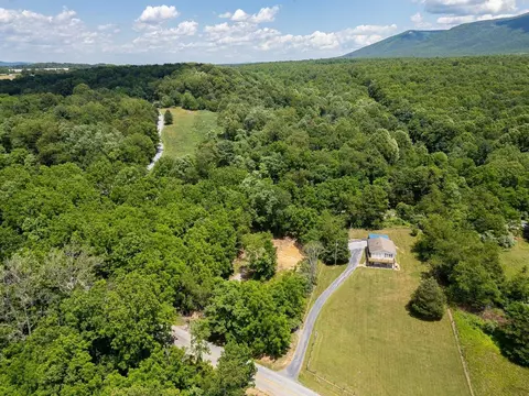 456 Dabneys Rd, Raphine, VA 24472 photo 14