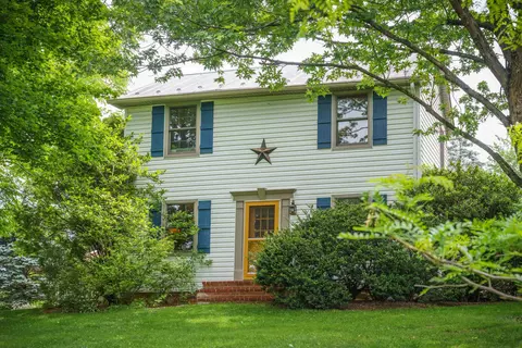 1055 Hundley Distillery Rd, Churchville, VA 24421