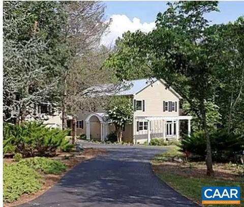 6285 Jarmans Gap Rd, Crozet, VA 22932