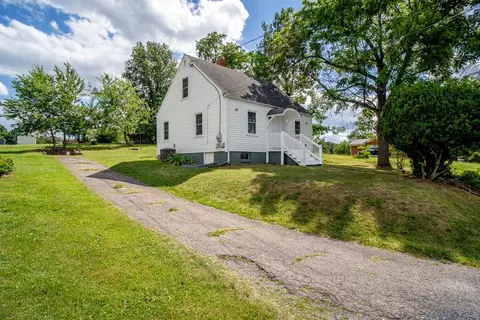 344 Mary Gray Ln, Staunton, VA 24401