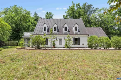 1868 Edgewood Ln, Charlottesville, VA 22903
