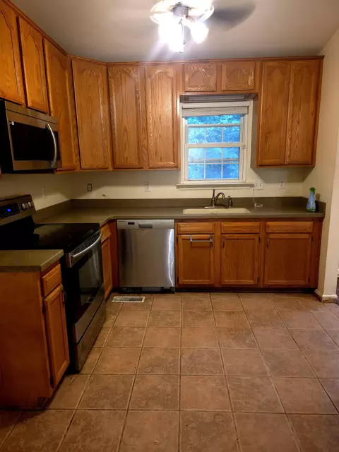412 Devon Rd #B, Staunton, VA 24401 photo 8