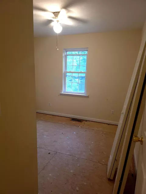 412 Devon Rd #B, Staunton, VA 24401 photo 14