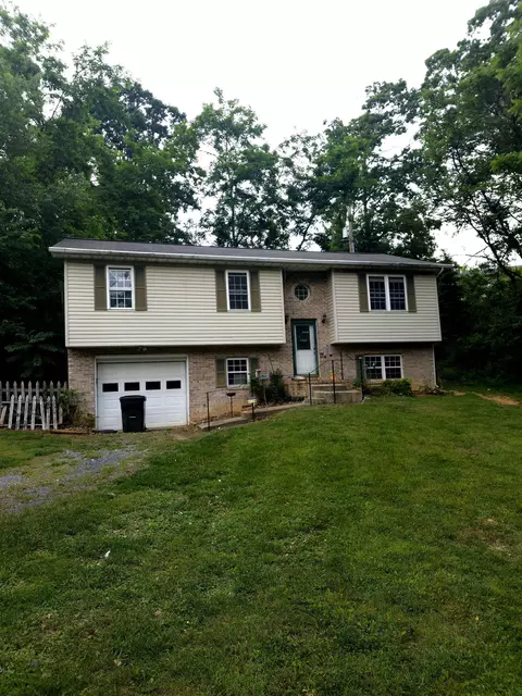 Exterior - 412 Devon Rd #B, Staunton, VA 24401 photo 1 of 2