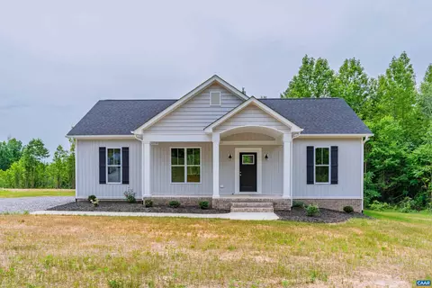 5712 Darlington Heights Rd, Farmville, VA 23901