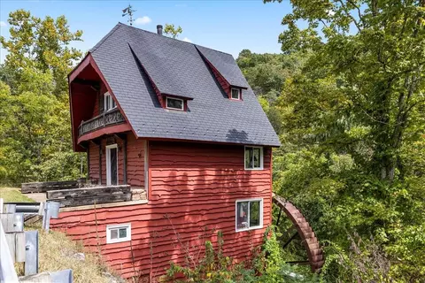 Exterior - 6602 Middlebrook Rd, Middlebrook, VA 24459 photo 7 of 20