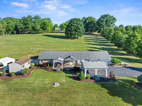 963 Lee Jackson Hwy, Staunton, VA 24401