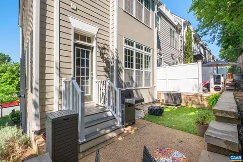 Exterior - 2048 Avinity Loop, Charlottesville, VA 22902 photo 6 of 12