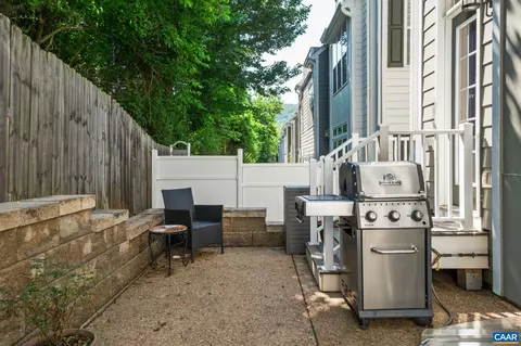 Exterior - 2048 Avinity Loop, Charlottesville, VA 22902 photo 8 of 12