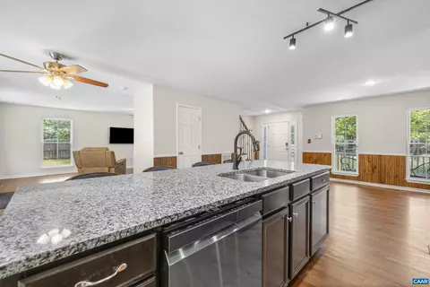 Kitchen - 21 Workman Ct, Palmyra, VA 22963 photo 4 of 4